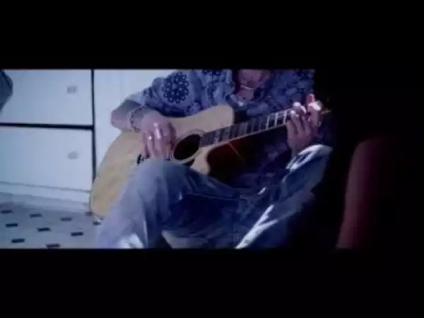 Video: Machine Gun Kelly - Swing Life Away (feat. Kellin Quinn)